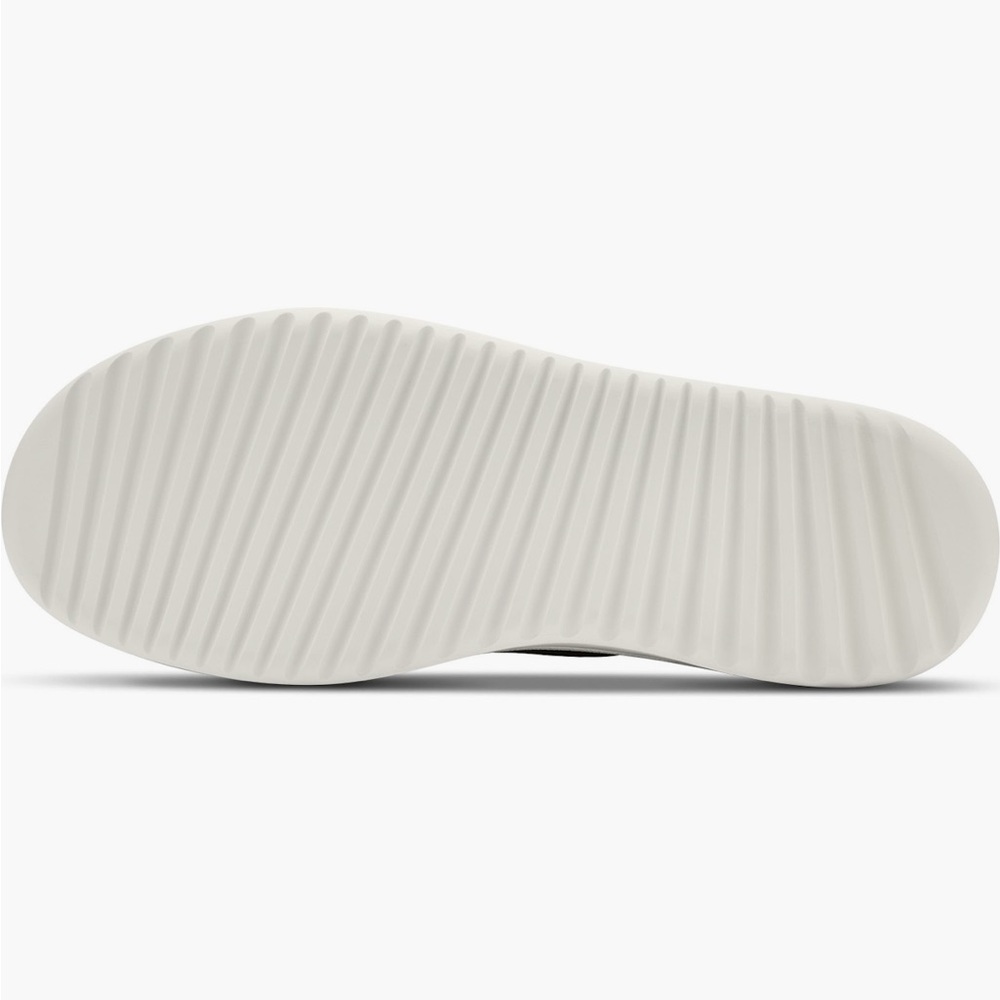 Allbirds Sneakers - Picture 5 of 9